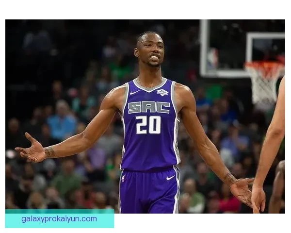 诺伊尔传球视野持续提升，展现出色的比赛阅读能力